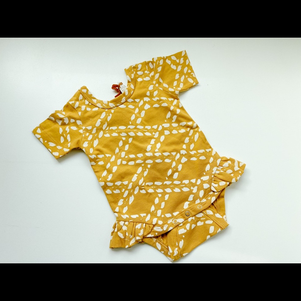Kate Quinn Romper 3-6 M